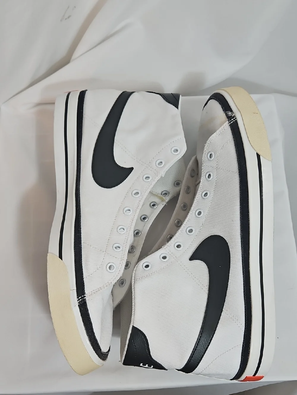 Women’s Nike Court Legacy Mid Canvas Sneakers White Black Size 13 Used Pre-loved - Picture 6 of 17